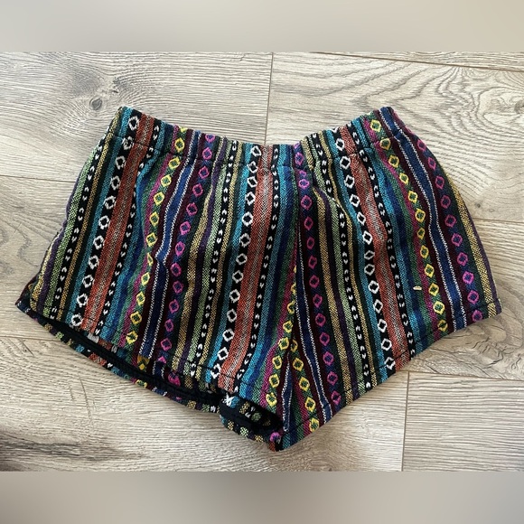 Forever 21 Multicolor Striped Women's Shorts - Picture 4 of 4